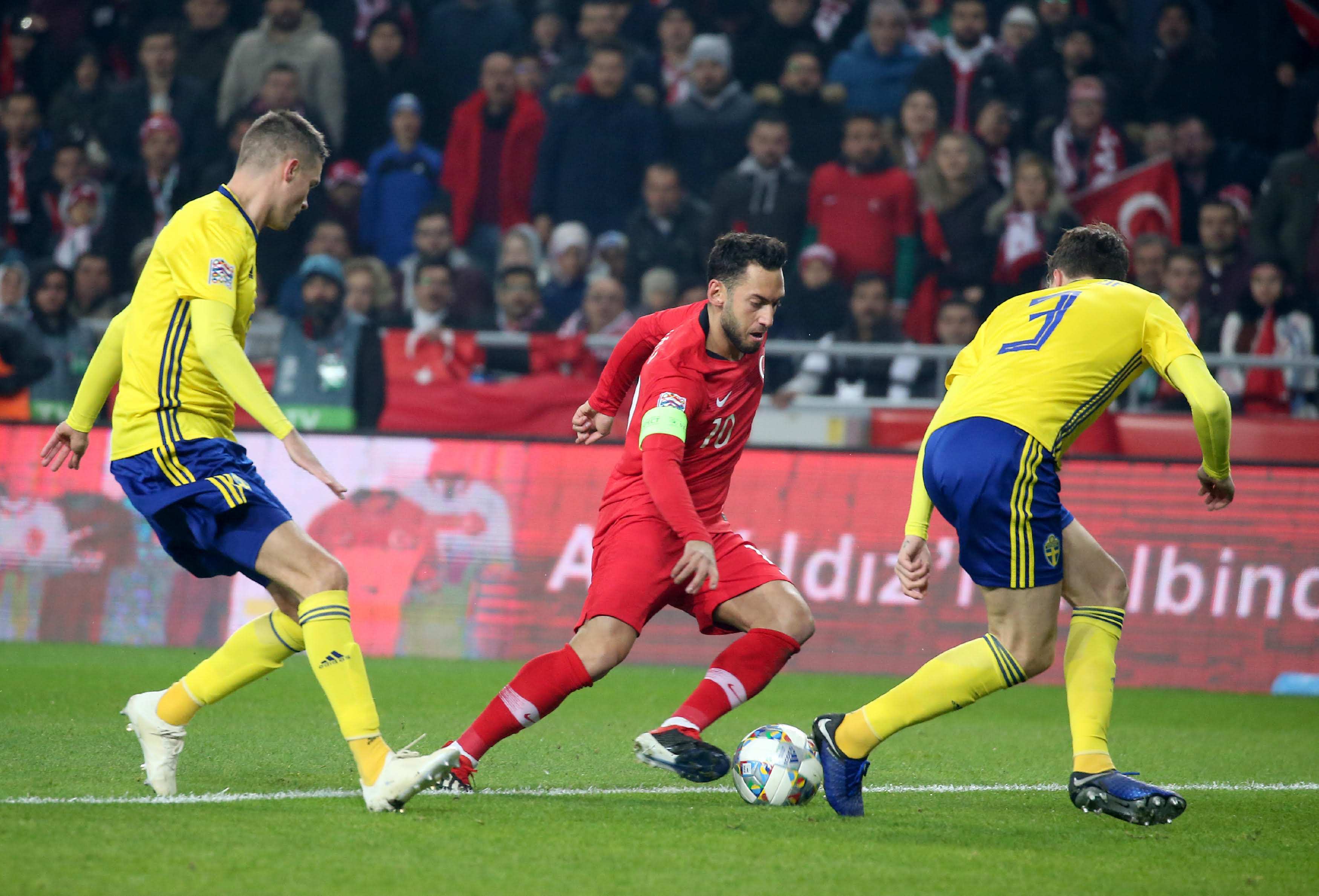 异常激烈 异常激烈