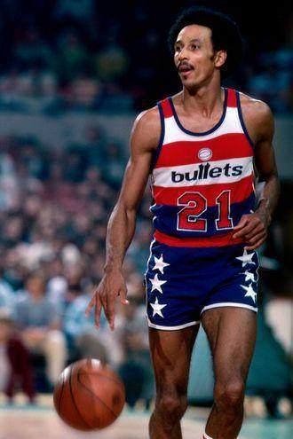 但在防守上 但在防守上