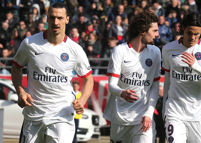 主教练的一 主教练的一