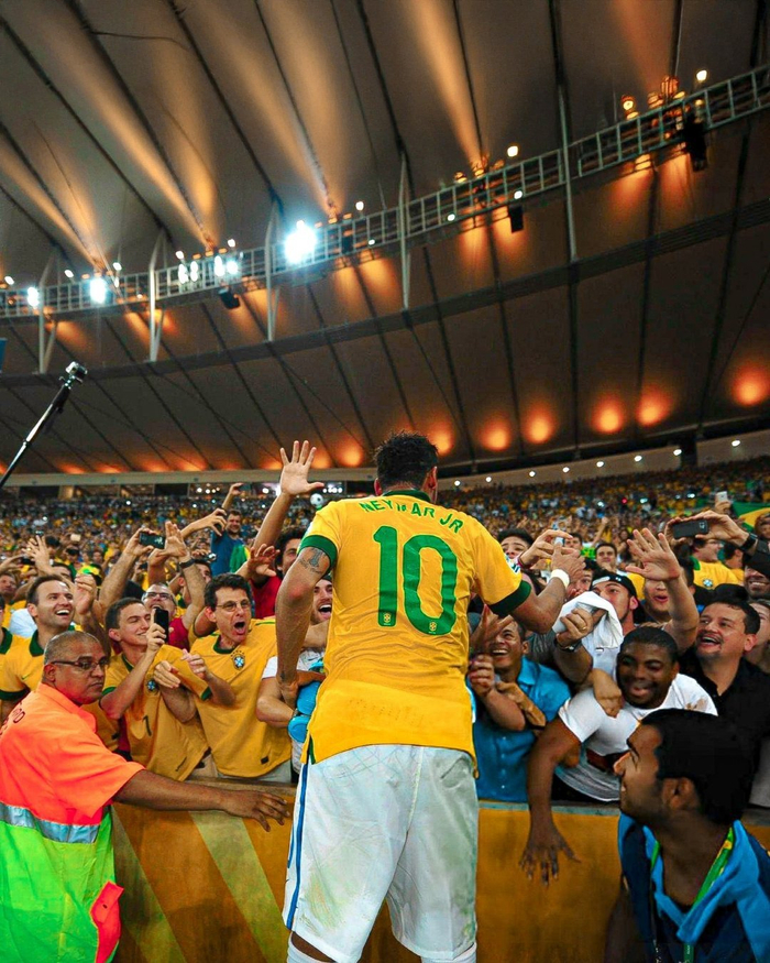 并在对抗中 并在对抗中