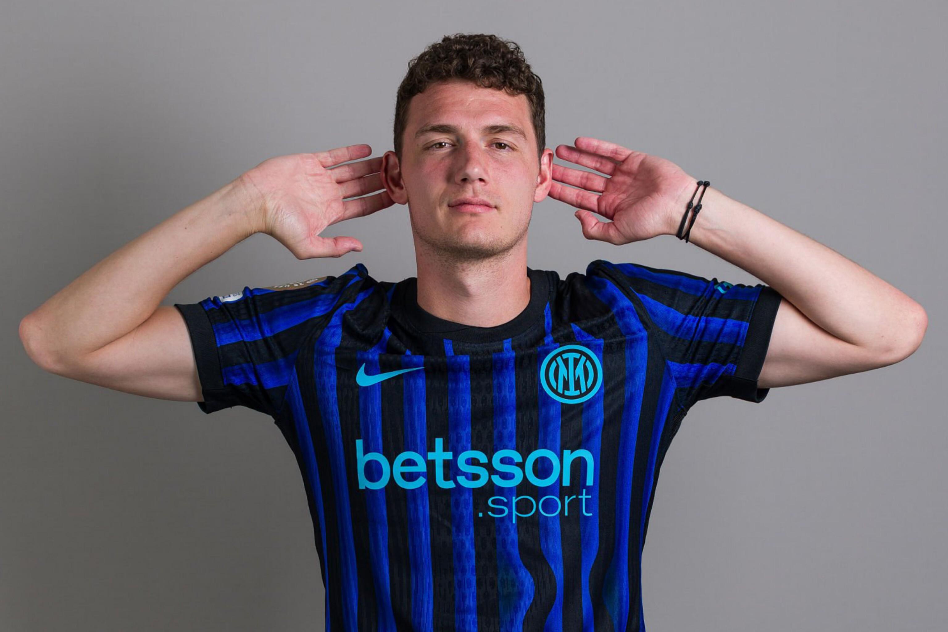 中将球碰入 中将球碰入